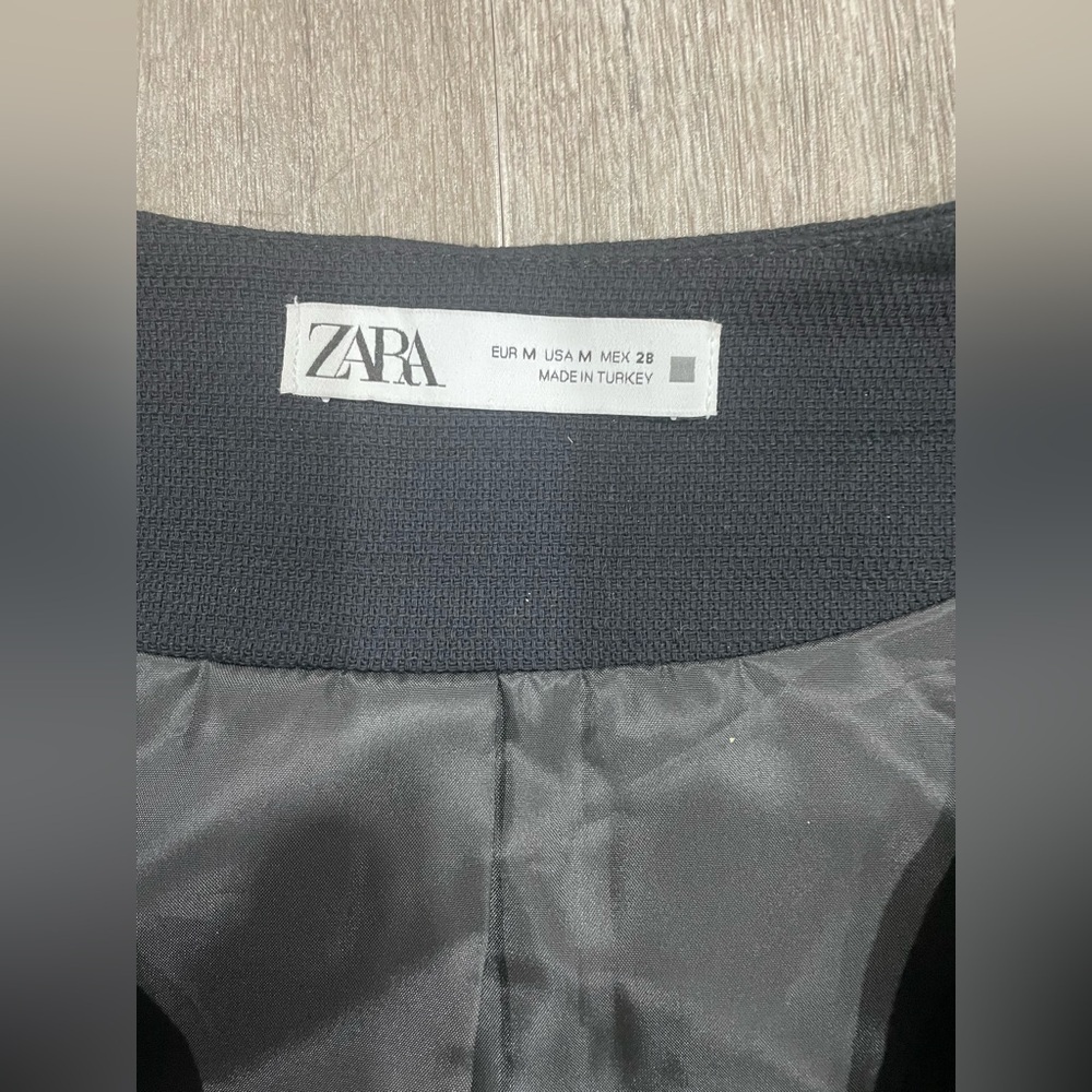 Zara Midnight Black Sleeveless Vest - Picture 4 of 7